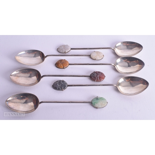1160 - 6 x .900 Chinese silver spoons 65g. 10.5 cm long. (6)