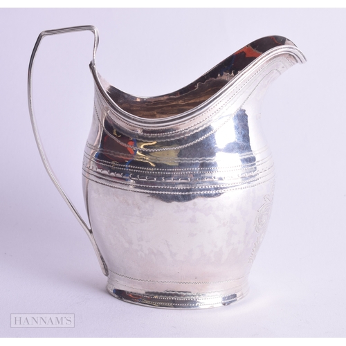 1202 - .925 sterling silver Georgian cream jug 104g. London 1818. 104 grams. 10.75 cm high.