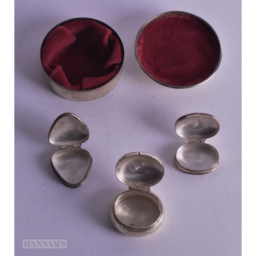 1214 - 4 x .925 sterling silver pill / trinket boxes 96g. (4)