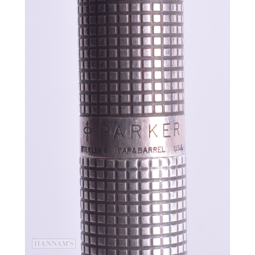 1220 - Vintage Parker 75 .925 Sterling Silver Cased Fountain Pen w/ 14ct Nib WRITING. 12.75 cm long.