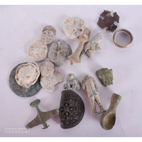 1287 - Collection of Archaeological / Metal Detectorist Finds inc. Jewellery 667g. (qty)