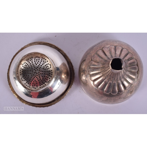 1299 - Georgian .925 sterling silver wine funnel 160g. London 1829. 12 cm high.
