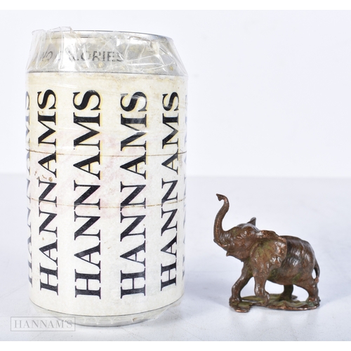 3015 - A Japanese bronze Elephant 5 x 5.5 cm