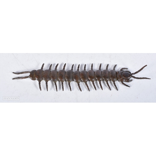 3016 - A Japanese bronze Centipede 15cm