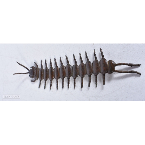 3016 - A Japanese bronze Centipede 15cm