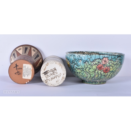 3024 - A small Troika vase together with a signed crackle glaze pottery bowl and a Peruvian vase 8 x 15.5 c... 