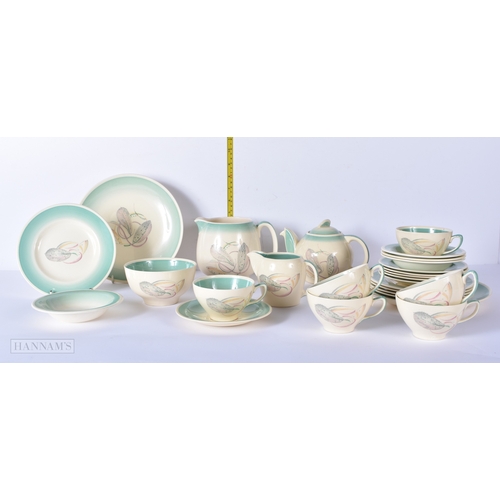 3026 - A Susie Cooper tea service 13cm (28)