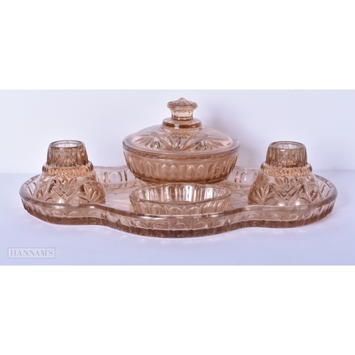 3027 - A Carnival glass dressing table set together with a set of Port glasses 30cm (13)