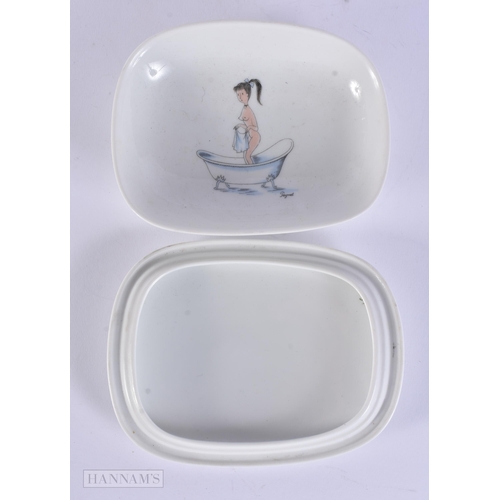 300 - A ROSENTHAL PORCELAIN BOX AND COVER. 15 cm x 11.5 cm.