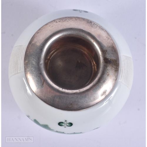 354 - A MEISSEN GERMAN PORCELAIN SILVER MOUNTED ASHTRAY. 7.5 cm wide.