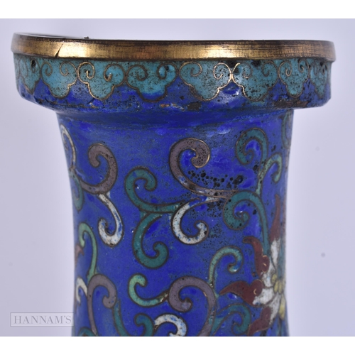 421 - A LARGE 18TH/19TH CENTURY CHINESE CLOISONNE ENAMEL VASE Qianlong/Jiaqing, decorated with foliage and... 