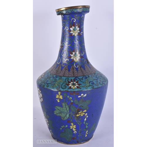 421 - A LARGE 18TH/19TH CENTURY CHINESE CLOISONNE ENAMEL VASE Qianlong/Jiaqing, decorated with foliage and... 