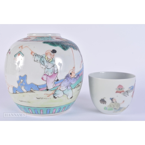 427 - AN EARLY 20TH CENTURY CHINESE FAMILLE ROSE PORCELAIN GINGER JAR Late Qing, together with a similar f... 