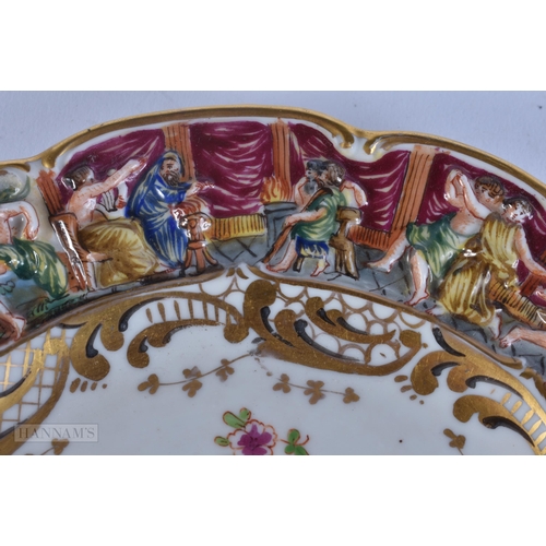 437 - AN UNUSUAL ANTIQUE ITALIAN NAPLES PORCELAIN ARMORIAL PLATE. 18 cm wide.
