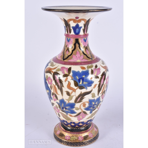 441 - A HUNGARIAN FISCHER OR ZSOLNAY PECS LUSTRE VASE. 25.5 cm high.