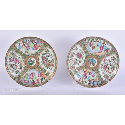 455 - TWO 19TH CENTURY CHINESE CANTON FAMILLE ROSE PLATES. 20.5 cm wide. (2)