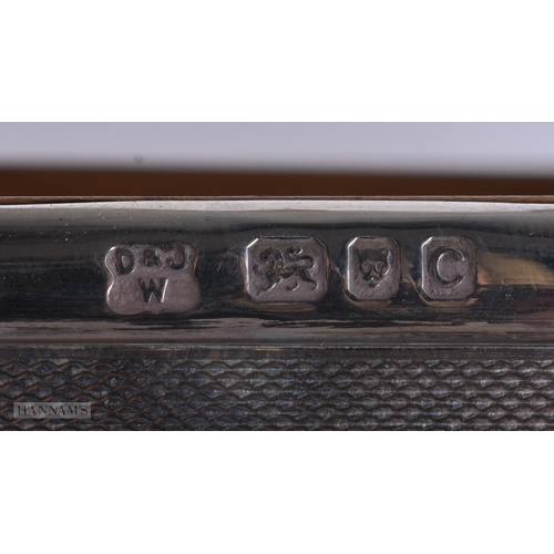 464 - A FINE ANTIQUE ENGINE TURNED CIGARETTE BOX. 1012 grams overall. 18 cm x 13 cm.