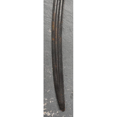 493 - AN ANTIQUE MIDDLE EASTERN SWORD. 85 cm long.  WE ARE UNABLE TO SHIP THIS LOT IN-HOUSE