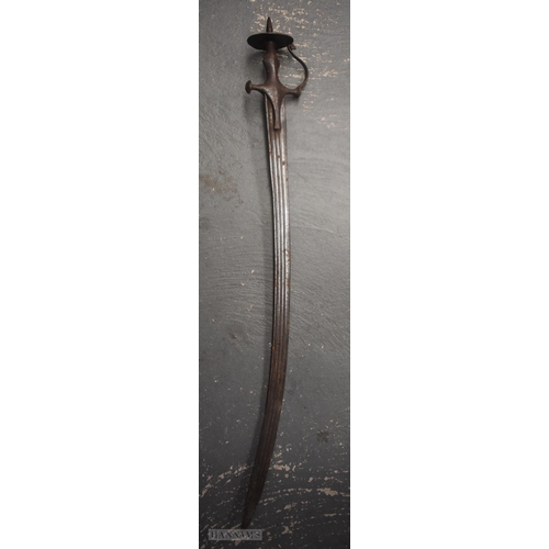 493 - AN ANTIQUE MIDDLE EASTERN SWORD. 85 cm long.  WE ARE UNABLE TO SHIP THIS LOT IN-HOUSE