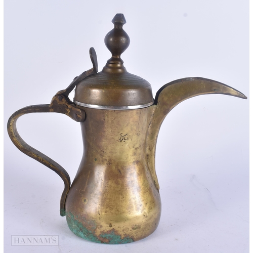 513 - AN ANTIQUE ISLAMIC PERSIAN HIGH SPOUT COFFEE POT. 27 cm x 23 cm.