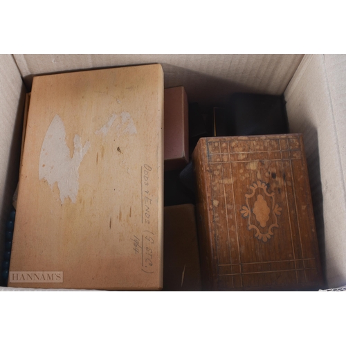522 - A VICTORIAN TOOLED LEATHER CARD CASE together with a papier mache leather aide memoire. 10 cm x 8 cm... 
