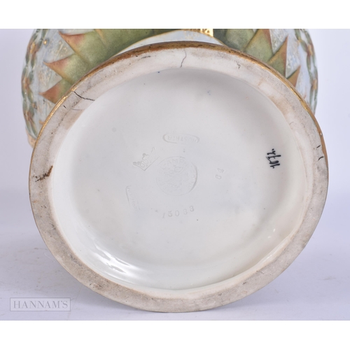 707 - AN ART DECO AUSTRIAN AMPHORA CERAMIC BOWL. 24 cm x 18 cm.