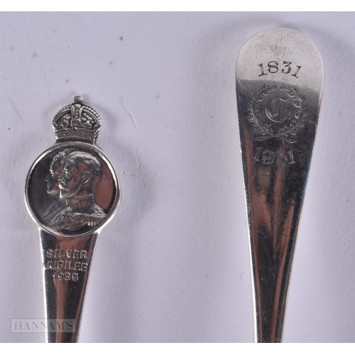 893 - AN 18TH CENTURY CONTINENTAL SILVER GILT APOSTLE SPOON together with other silver spoons. 111 grams. ... 