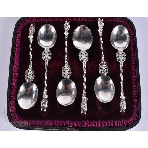 896 - A SET OF SIX VICTORIAN APOSTLE SPOONS. 90 grams. 11 cm long.