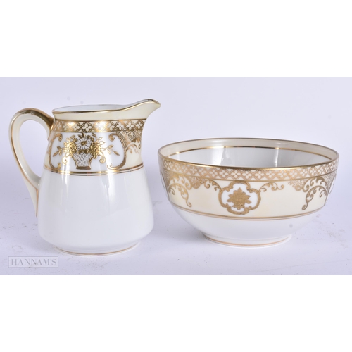 926 - A JAPANESE NORITAKE PORCELAIN SERVICE. Largest 22cm wide. (qty)