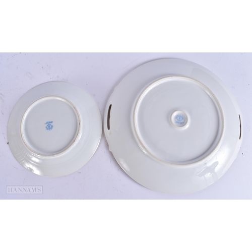 926 - A JAPANESE NORITAKE PORCELAIN SERVICE. Largest 22cm wide. (qty)