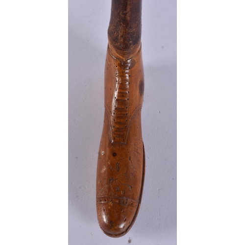 241 - A VICTORIAN CARVED WOOD SUNDAY STICK. 90 cm long.