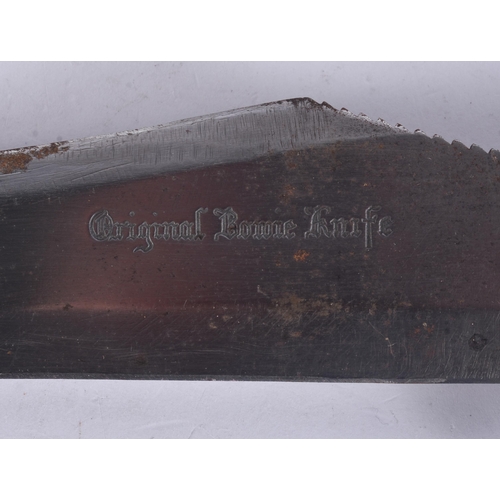 281 - A VINTAGE HORN HANDLED BOWIE KNIFE. 37 cm long.