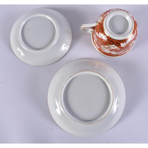 120 - TWO EARLY 19TH CENTURY CHAMBERLAINS WORCESTER PORCELAIN TRIOS. (6)