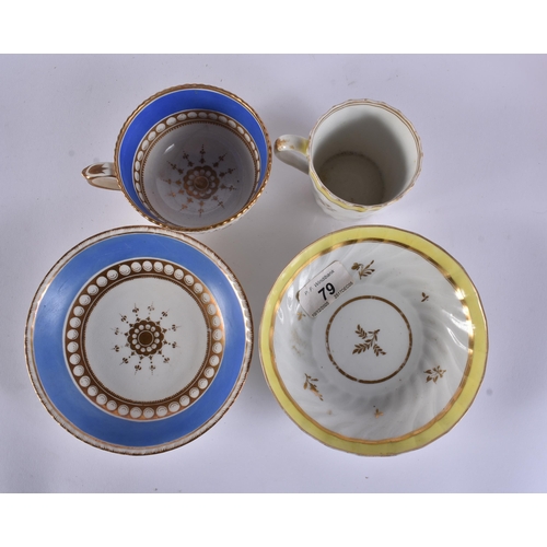 124 - SIX EARLY 19TH CENTURY CHAMBERLAINS WORCESTER CUPS AND SAUCERS. (12)