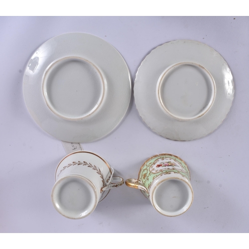 124 - SIX EARLY 19TH CENTURY CHAMBERLAINS WORCESTER CUPS AND SAUCERS. (12)
