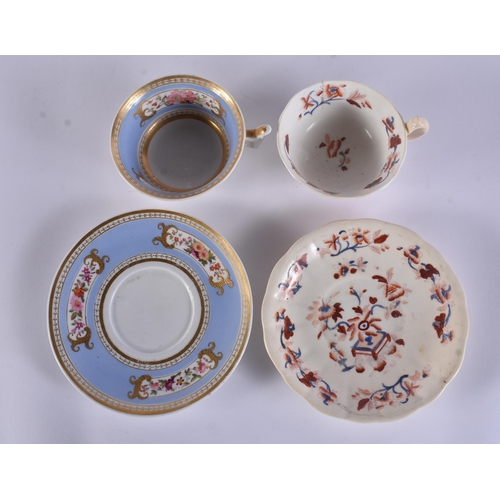 125 - SIX 19TH CENTURY CHAMBERLAINS AND GRAINGERS WORCESTER CUPS AND SAUCERS. (12)