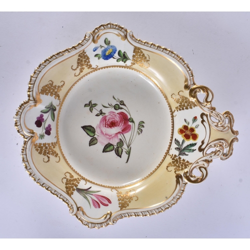 156 - A FINE 19TH CENTURY SPARKS WORCESTER SAUCER together with an armorial Chamberlains dish and a Chambe... 