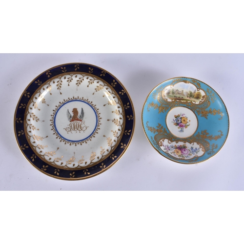 156 - A FINE 19TH CENTURY SPARKS WORCESTER SAUCER together with an armorial Chamberlains dish and a Chambe... 