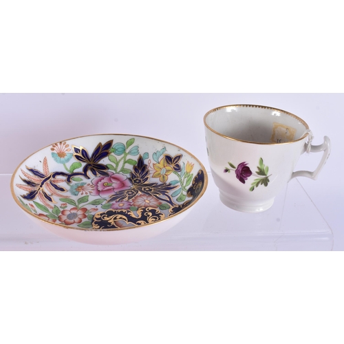 158 - FIVE EARLY 19TH CENTURY CHAMBERLAINS WORCESTER TRIOS. (15)