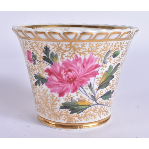 164 - SEVEN 19TH CENTURY WORCESTER CUPS AND A SUGAR BOWL. (8)