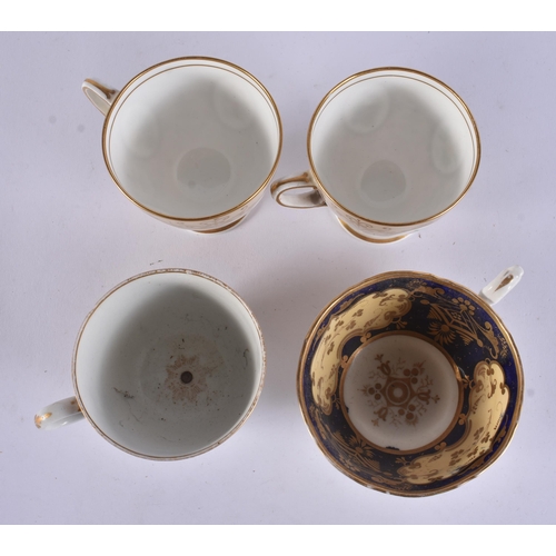 165 - MISC 19TH CENTURY WORCESTER including a Chamberlains cover etc. (qty)