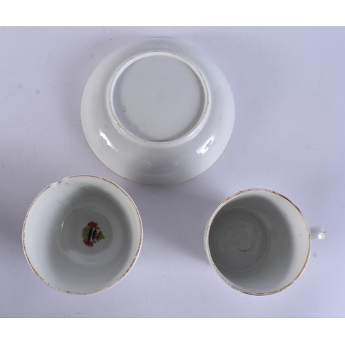 172 - THREE EARLY 19TH CENTURY CHAMBERLAINS WORCESTER TRIOS. (9)