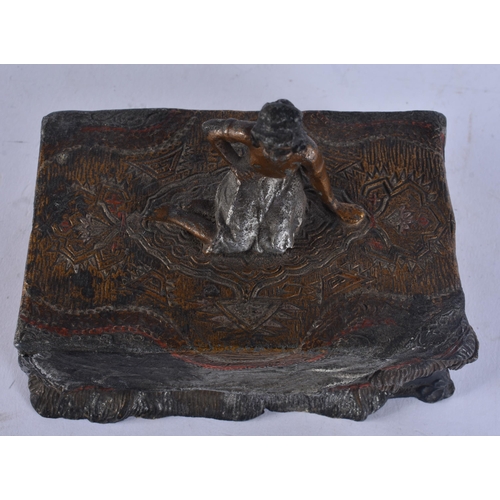 28 - AN ANTIQUE AUSTRIAN COLD PAINTED CIGARETTE CASE. 13 cm x 10 cm.