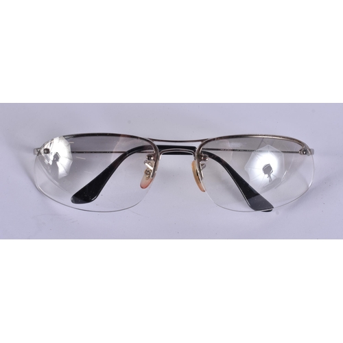 30 - Raybans Designer Sunglasses / Glasses Inc Cases. (qty)
