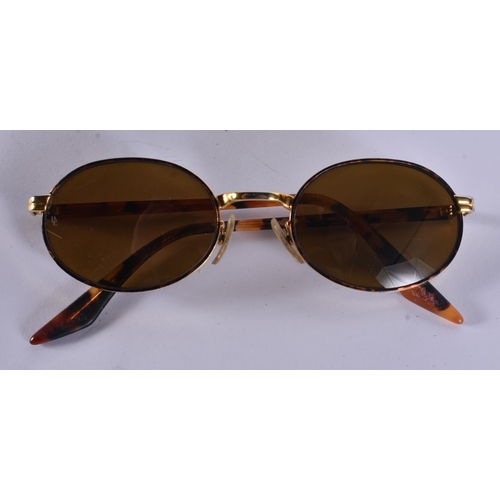 30 - Raybans Designer Sunglasses / Glasses Inc Cases. (qty)