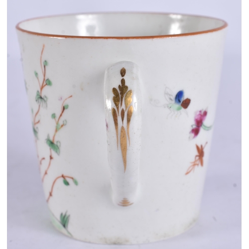 55 - AN UNUSUAL EARLY 19TH CENTURY CHAMBERLAINS WORCESTER CUP AND SAUCER painted in the Chinese Export ma... 