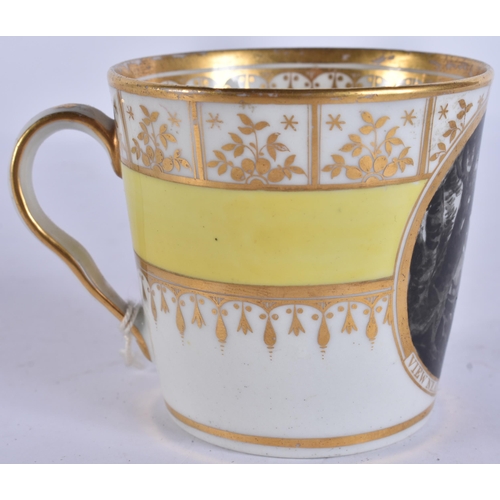59 - AN EARLY 19TH CENTURY CHAMBERLAINS WORCESTER CUP AND SAUCER Ex Bonhams, finely painted in en grisail... 