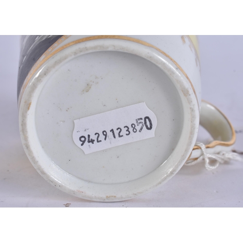 59 - AN EARLY 19TH CENTURY CHAMBERLAINS WORCESTER CUP AND SAUCER Ex Bonhams, finely painted in en grisail... 
