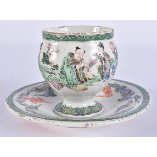 120E - AN EXTREMELY RARE 18TH/19TH CENTURY EUROPEAN FAIENCE FITTED CUP ON STAND After the Kangxi famille ve... 