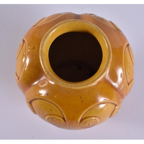 17 - A LINTHORPE POTTERY VASE decorated with foliage. 7.5 cm x 6.5 cm.